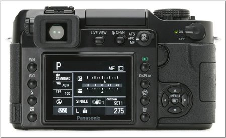 Panasonic Lumix DMC-L1: Nekonvenční solitér