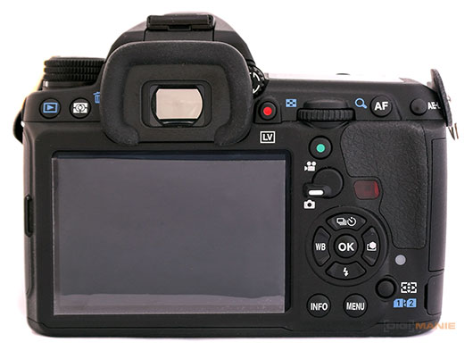 Pentax K-3 II: superostré zrcadlo