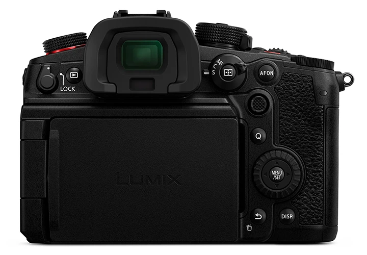 Panasonic představil Lumix GH7 s fázovým ostřením i 32bitovým audiem