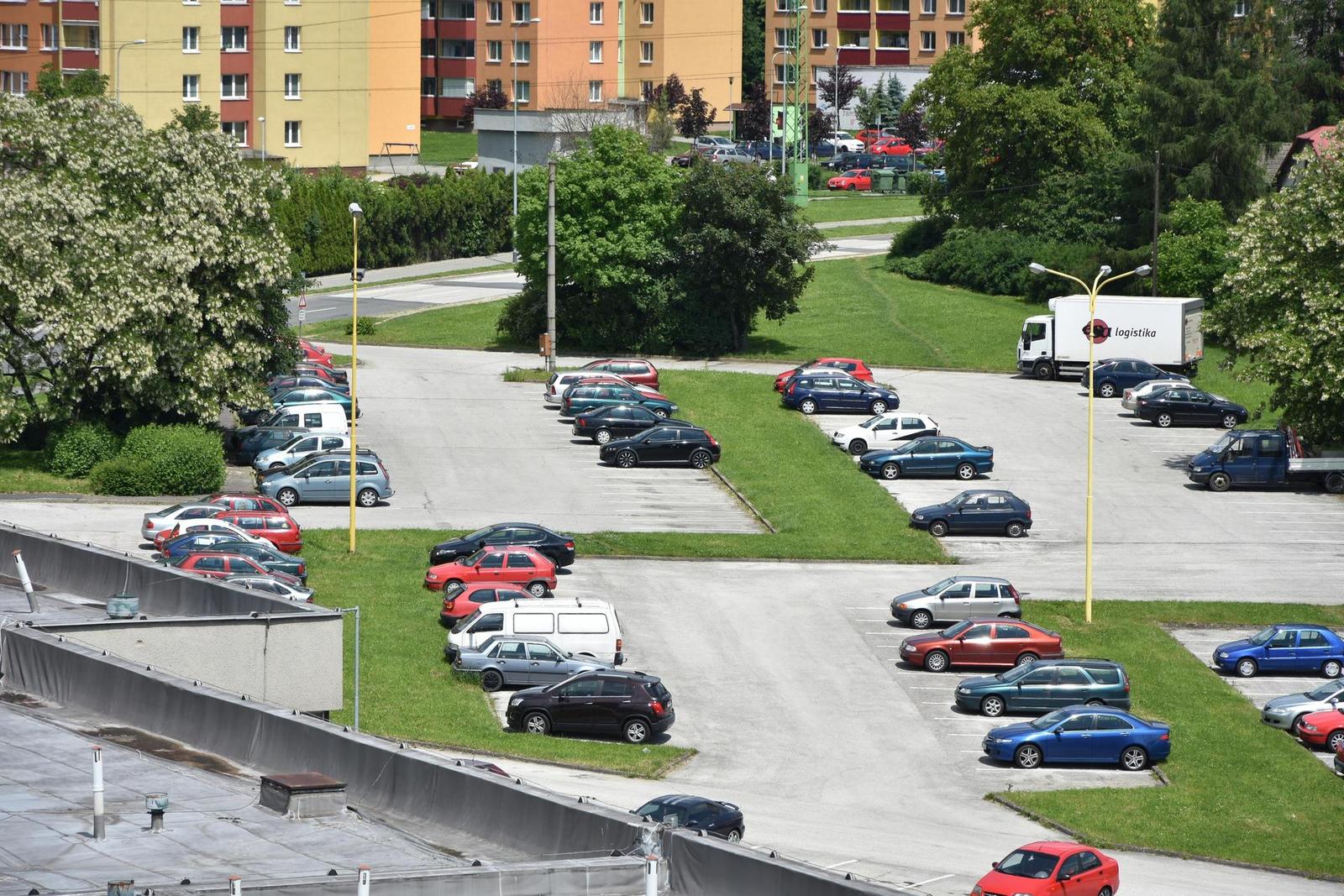 Nikon D7200: přesvědčivé zrcadlo