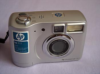 HP Photosmart 812: automat každým coulem