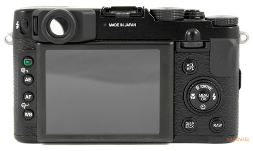 Fujifilm X10: retroborec