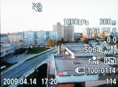 Olympus mju Tough 6000 vs. 8000: 10 proti 12