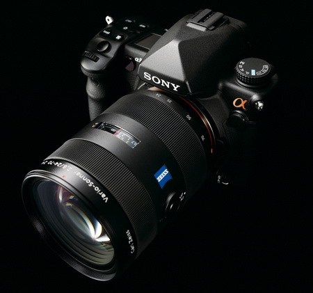 Sony přichází s full frame DSLR Alpha A850