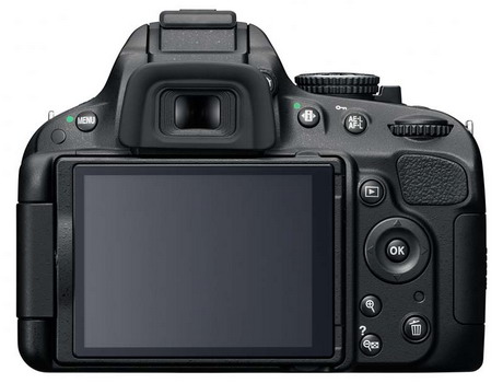 Nikon uvádí zrcadlovku D5100