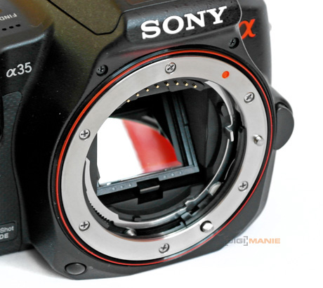 Sony Alpha SLT-A35: úspěšně proti zrcadlovkám