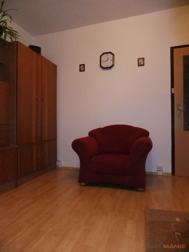 Fujifilm FinePix F300EXR: klame tělem