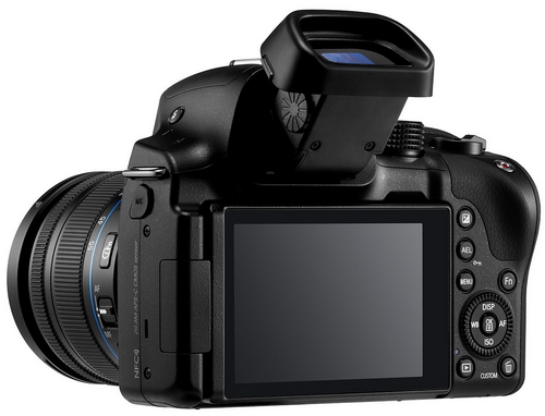 Samsung NX30 s polohovatelným EVF i AMOLED