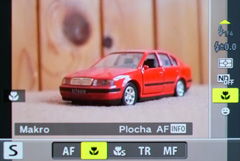 Olympus XZ-1: trefa do černého