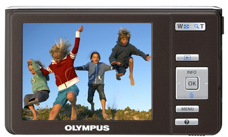 Nové Olympusy FE-47, FE-4030, FE-4040 a FE-5030