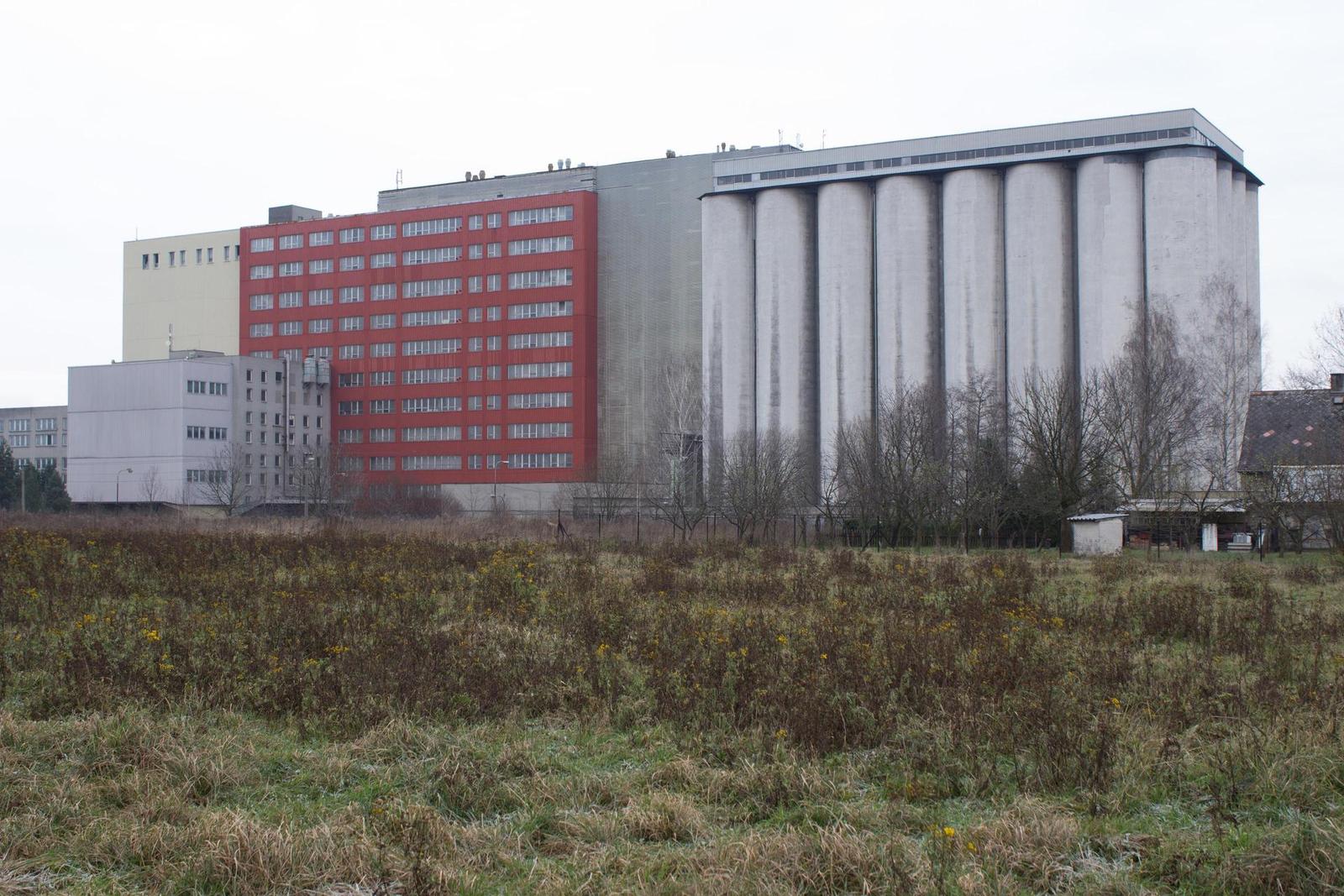 DSLR vs kompakt: Canon EOS 1200D s 18-55mm, Sony RX100