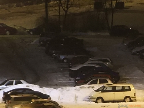 Fujifilm FinePix F300EXR: klame tělem