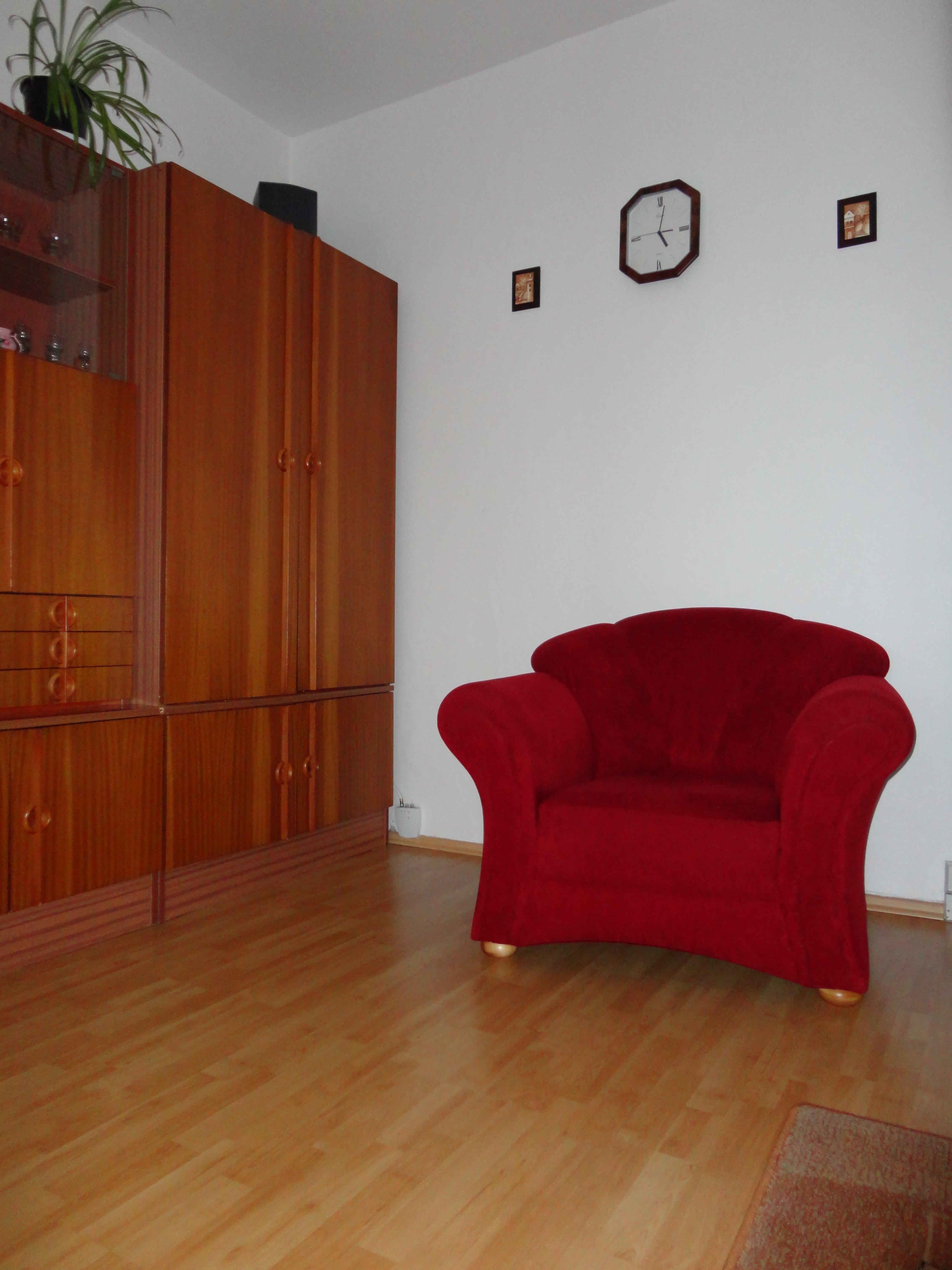 Sony Cyber-shot W570: jde to i s 16 megapixely