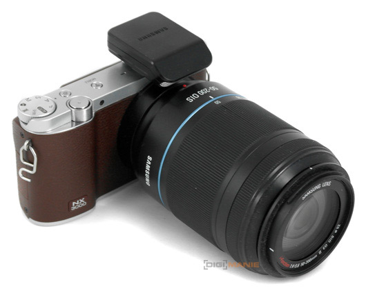 Samsung NX3000: levně se stylem