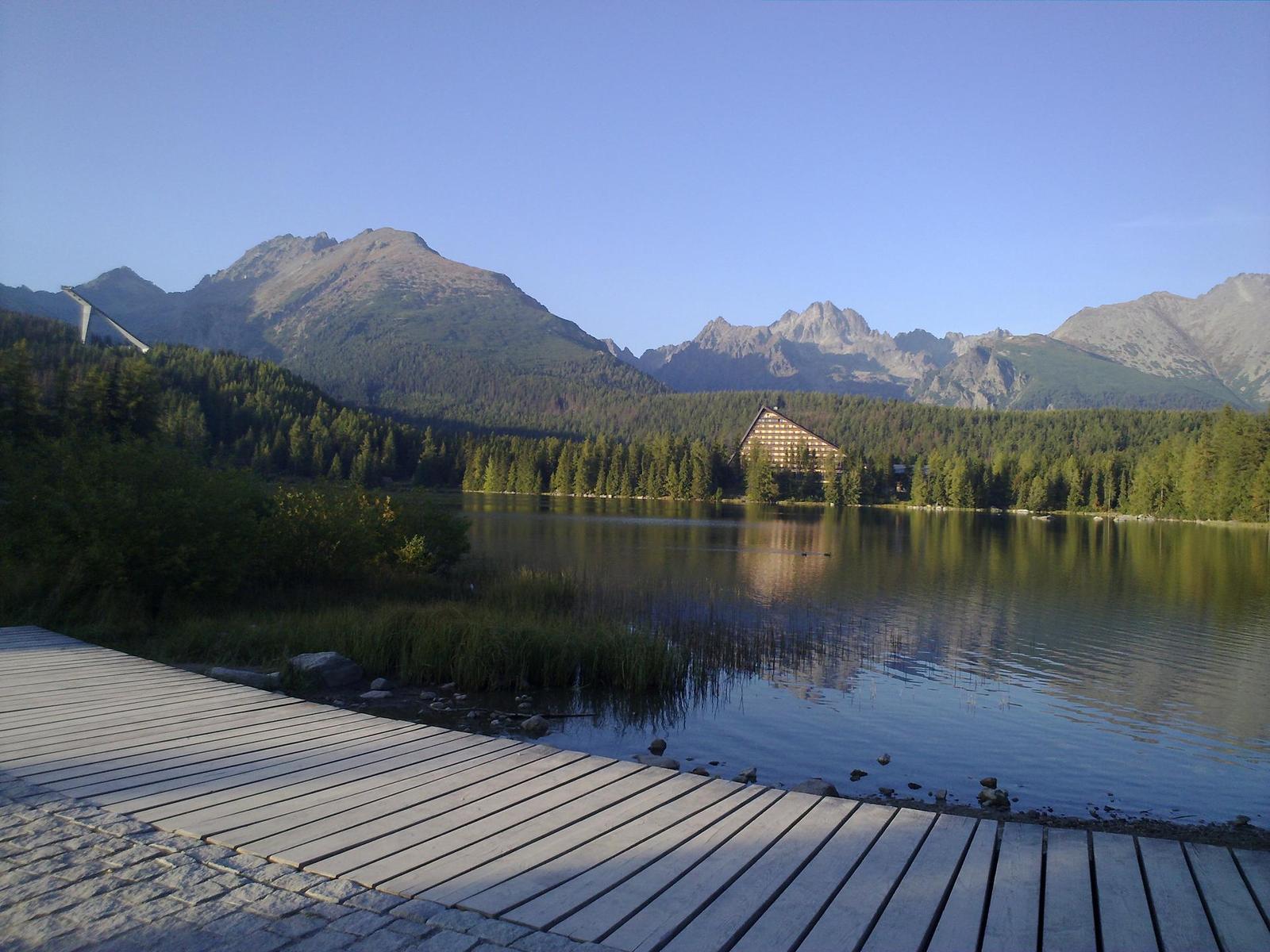 Nokia N86 8MP: s objektivem od profíka