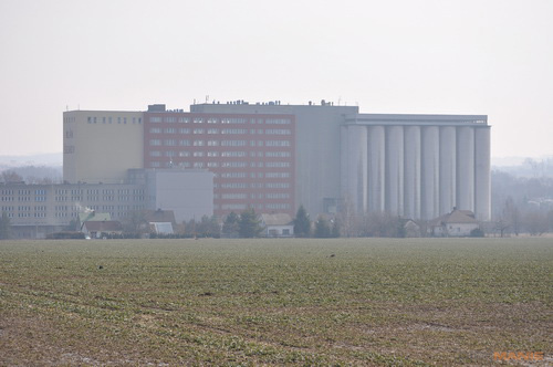 Dva objektivy nebo jeden ultrazoom?