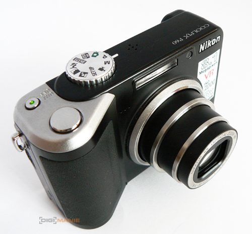 Nikon Coolpix P60: rychlý maratonec