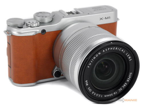 Fujifilm X-M1: našlapaná stylovka