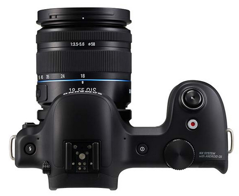 CSC fotoaparát Samsung Galaxy NX s Androidem