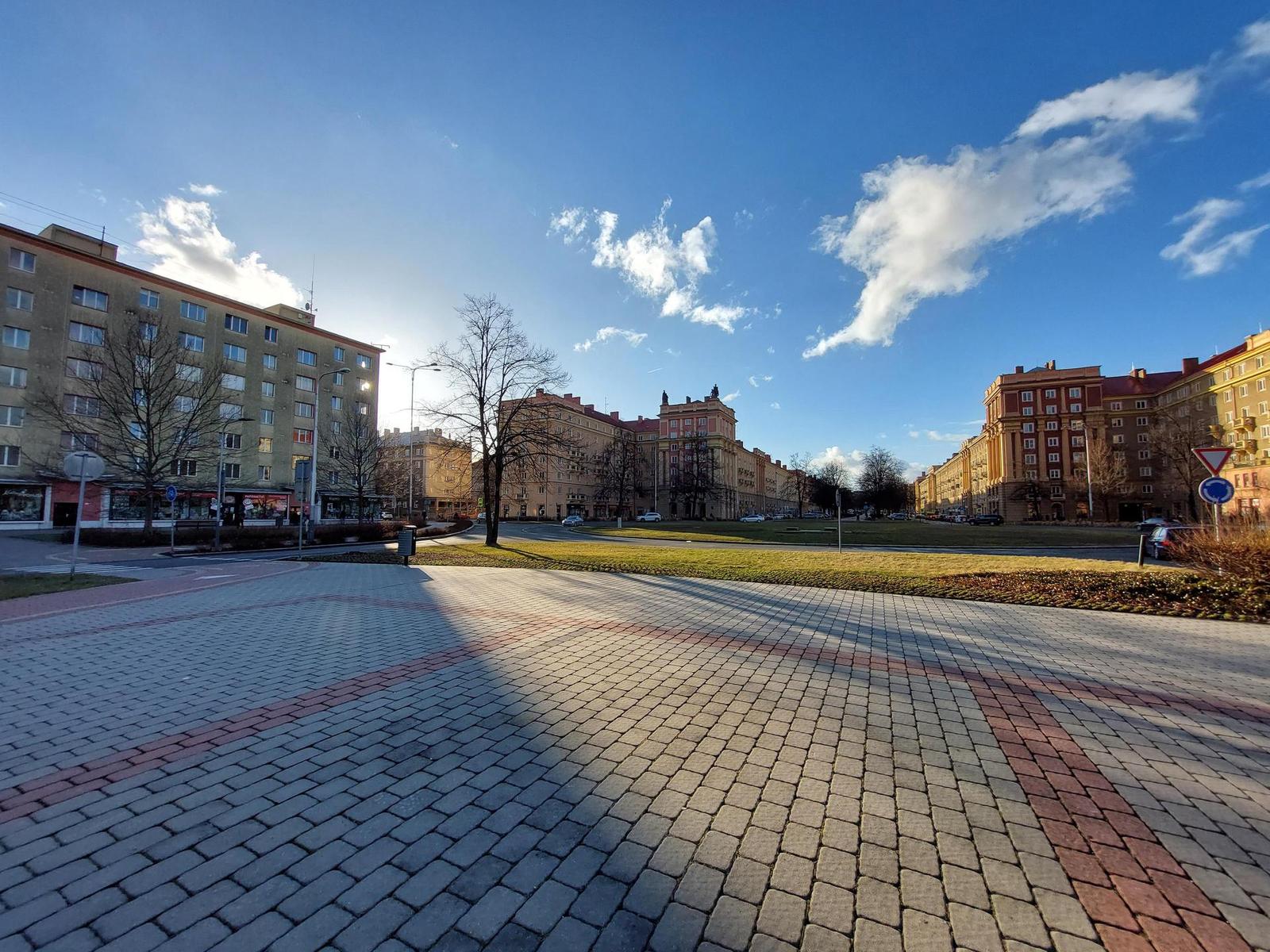 Samsung Galaxy A52s 5G: populární univerzál