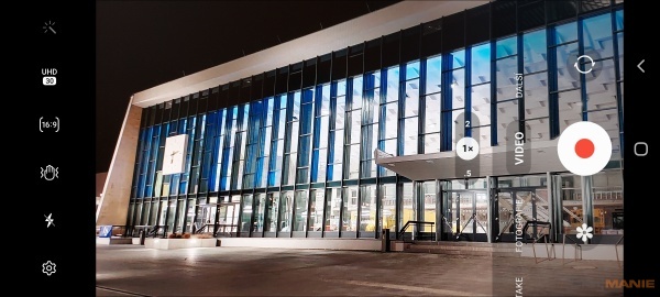 Samsung Galaxy A52s 5G: populární univerzál