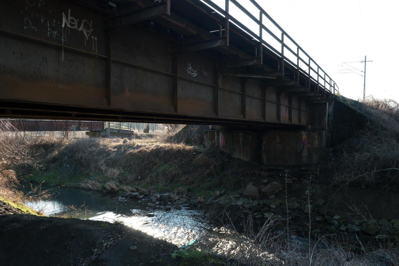 Srovnání po 6 letech, APS Samsung 14,6 MPx vs 28 MPx