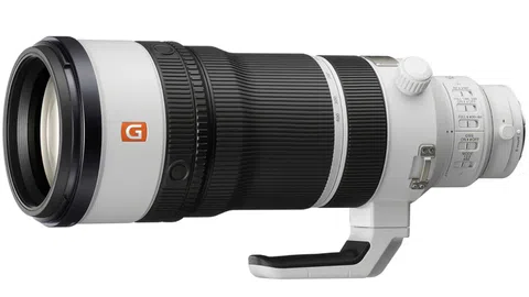 Sony FE 100-400mm f/4.5 GM OSS má konstantních F4,5 a cenu 126 tisíc Kč