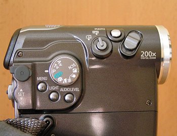 Canon MVX4i umí všechno