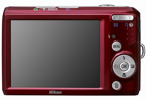 Překvapující kompakty Nikon Coolpix L19 a L20