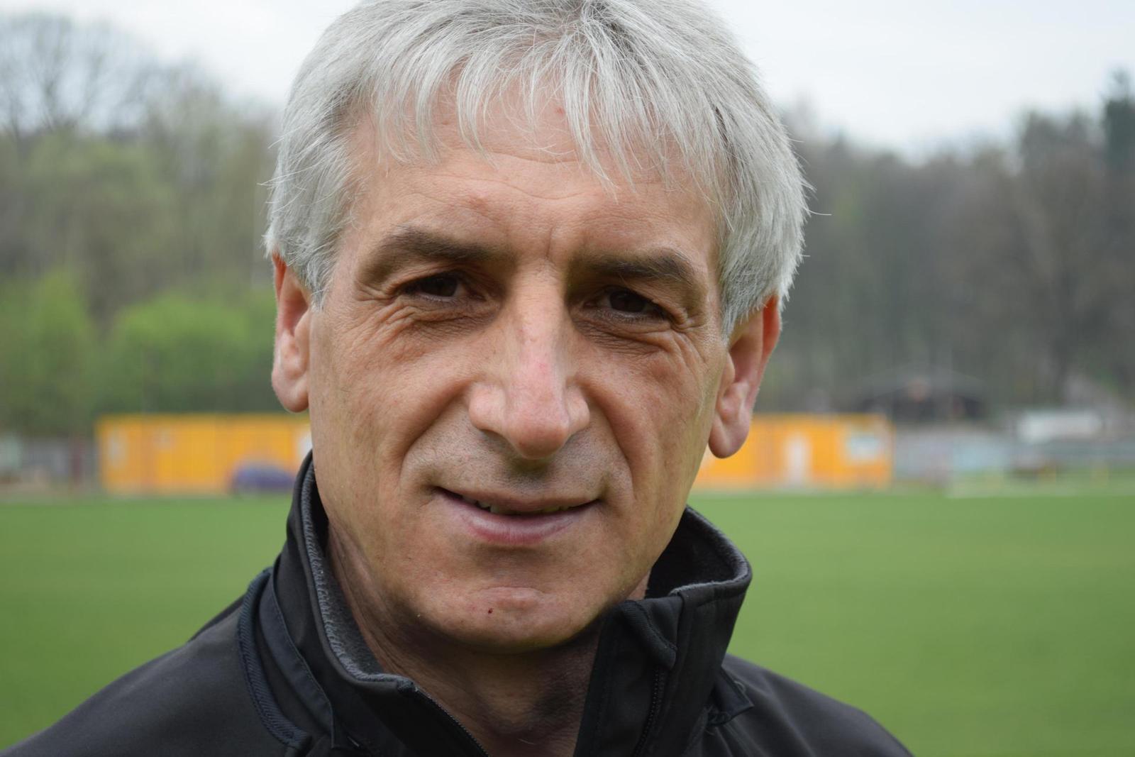 Nikon D5300: bezdrátový DSLR turista