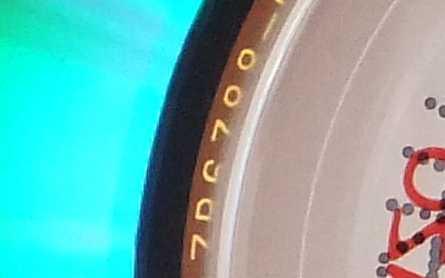 Fujifilm FinePix F300EXR: klame tělem