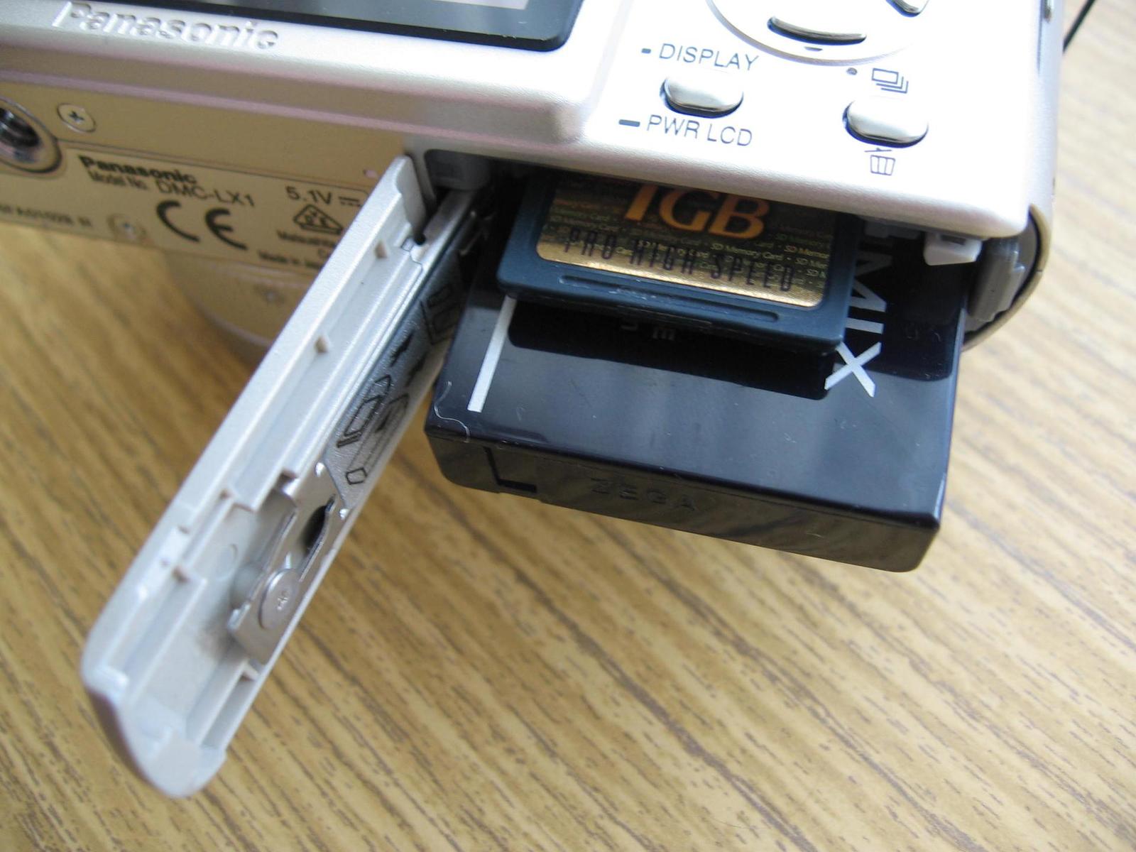 Panasonic Lumix DMC-LX1: 16:9 čip v premiéře