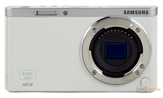 Samsung NX mini (NXF1): superlevná jednička