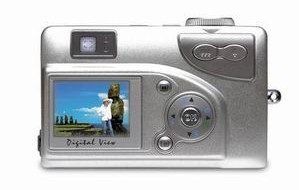 DiGICAM Aosta AX330C: nově již s CCD a AF