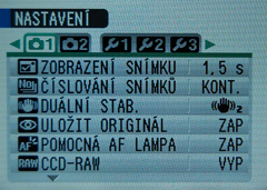 Fujifilm S100FS: jde zrcadlovkám po krku