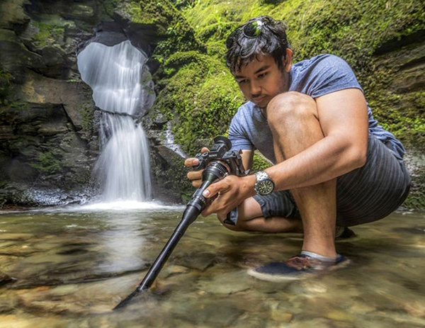 Zvláštní makro objektiv Laowa 24mm f/14 za $1499