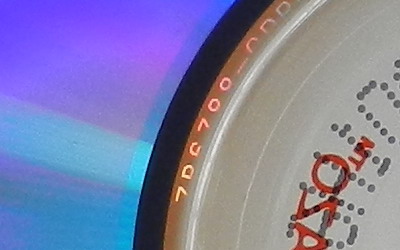 Nikon Coolpix S9100: rudý bojovník