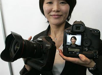 Canon EOS-1D Mark III - nejrychlejší digitální zrcadlovka na světě!