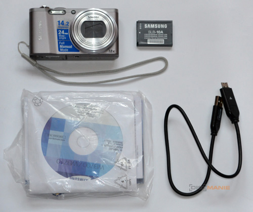 Samsung WB700: schopná šedá myška