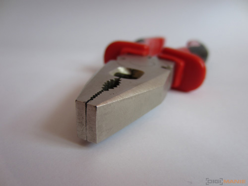 Canon IXUS 220 HS: multifunkční Karkulka