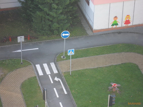 Samsung ST550: jedno LCD nestačí