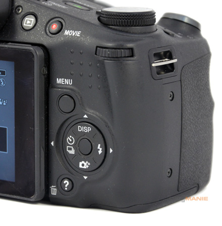 Sony Cyber-shot HX200V: ultrazoomový rychlík