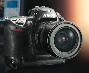 Nikon: čtvero nových fotoaparátů