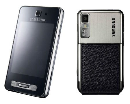 Vyplatí se koupit kompakt nebo fotomobil?