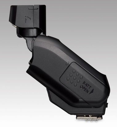 Canon představil nový externí blesk Speedlite 270EX