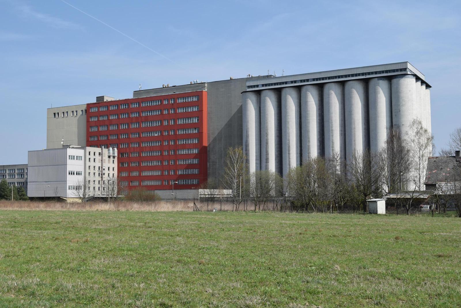 Nikon D5300: bezdrátový DSLR turista