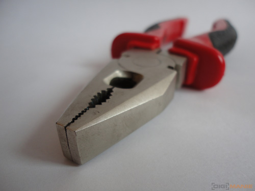 Sony Cyber-shot W350: šikovný prcek