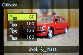 Panasonic Lumix LX7: kompaktní hvězda noci