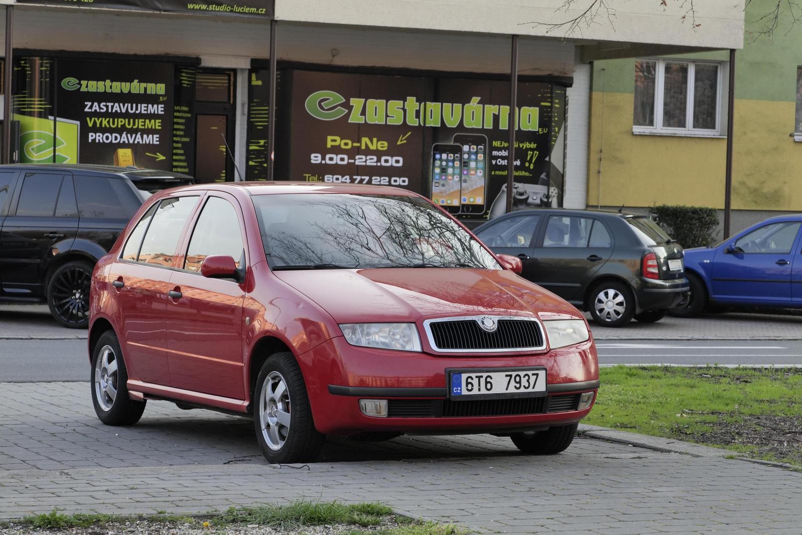 Panasonic Lumix S1R: sebevědomý vstup do FF