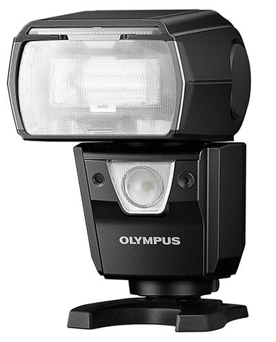 Vlajková loď blesků Olympus FL-900R